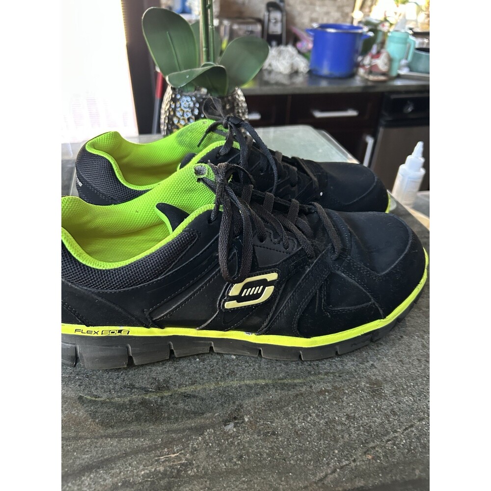 Skechers Safety Toe Sneakers SZ 12 Men's Slip Resistant  Memory Foam